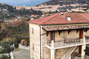 1870 – Bed & Breakfast