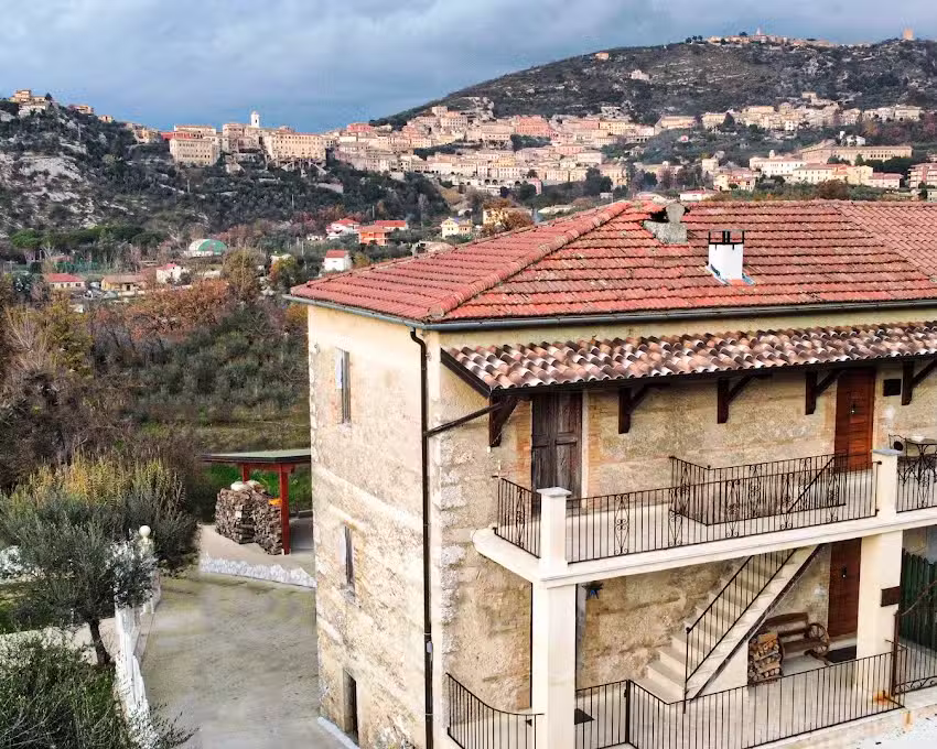 1870 – Bed & Breakfast