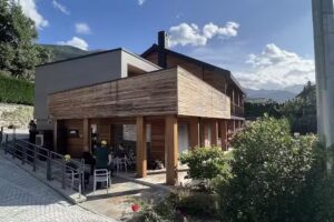 21BARRA5 – Guest House