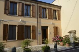 9 MUSE BED AND BREAKFAST