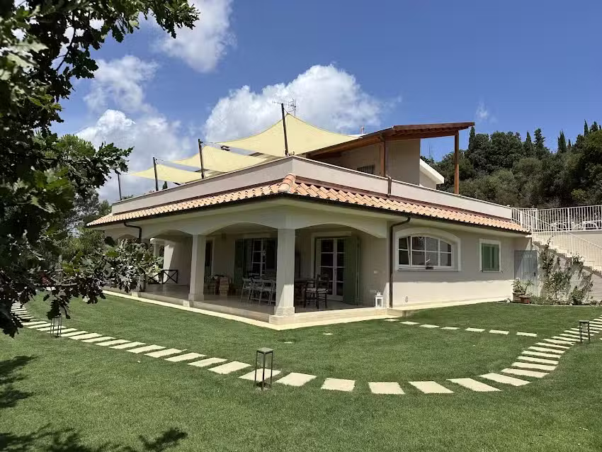 A CASA DI LEO B&B Country House