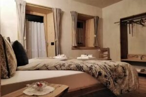 A la Ciasa de l’Artista