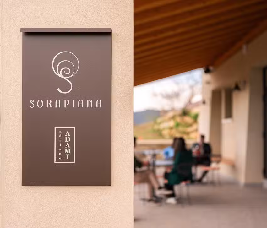 Adami – Sorapiana Wine Tasting & Shop