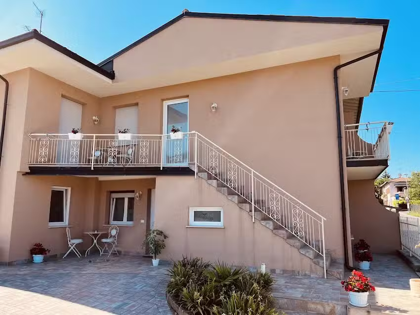 Affitta Camere LA FENICE di Folli Lorella