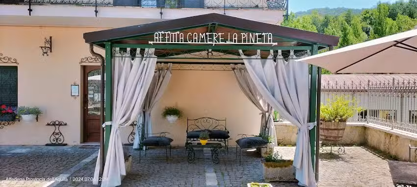 Affittacamere LA PINETA di Angela Spada