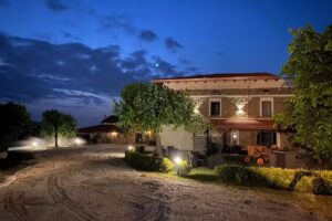 Agri Charme Tenuta Picilli – Ospitalità e Prodotti tipici biologici