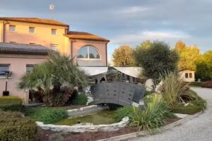 AGRIALLOGGI LAPALAZZINA