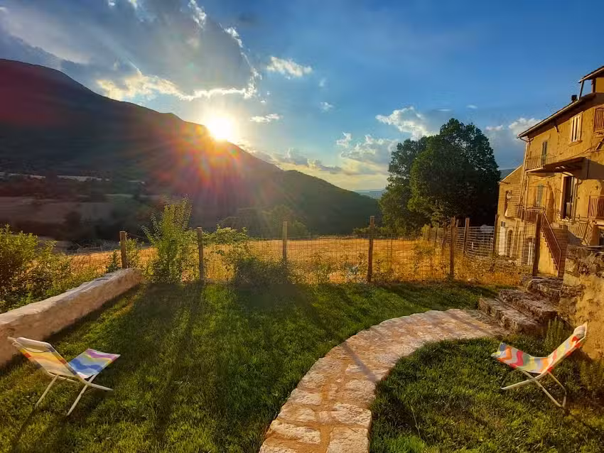 Agriturismo Abruzzomio – Alloggio Agrituristico & Trekking con gli Asini