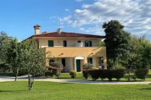 Agriturismo Altrove
