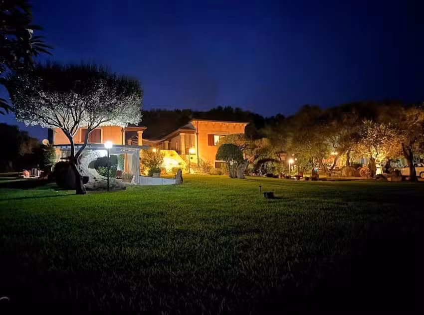 Agriturismo B&B Contras