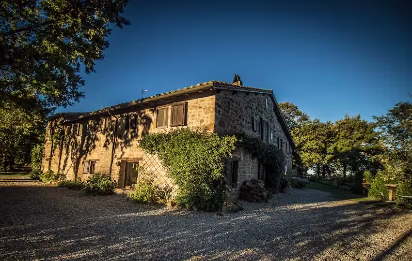Agriturismo biologico Sant’Egle. Eco Resort, Negozio bio, Yoga e centro Floating.