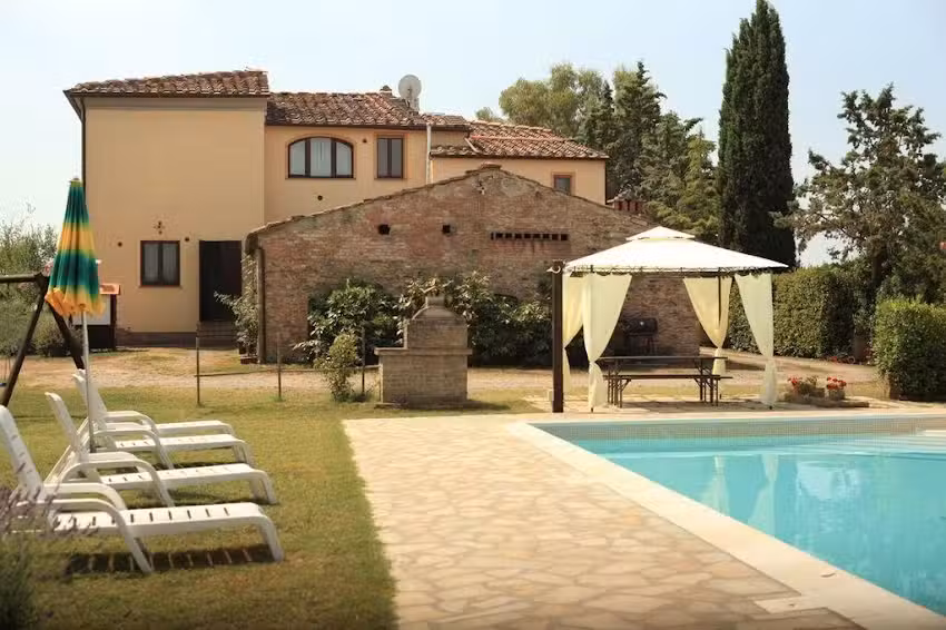 Agriturismo Casa Rossa