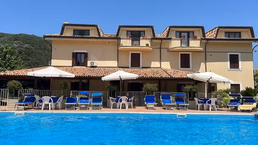 Agriturismo Di Mezzo