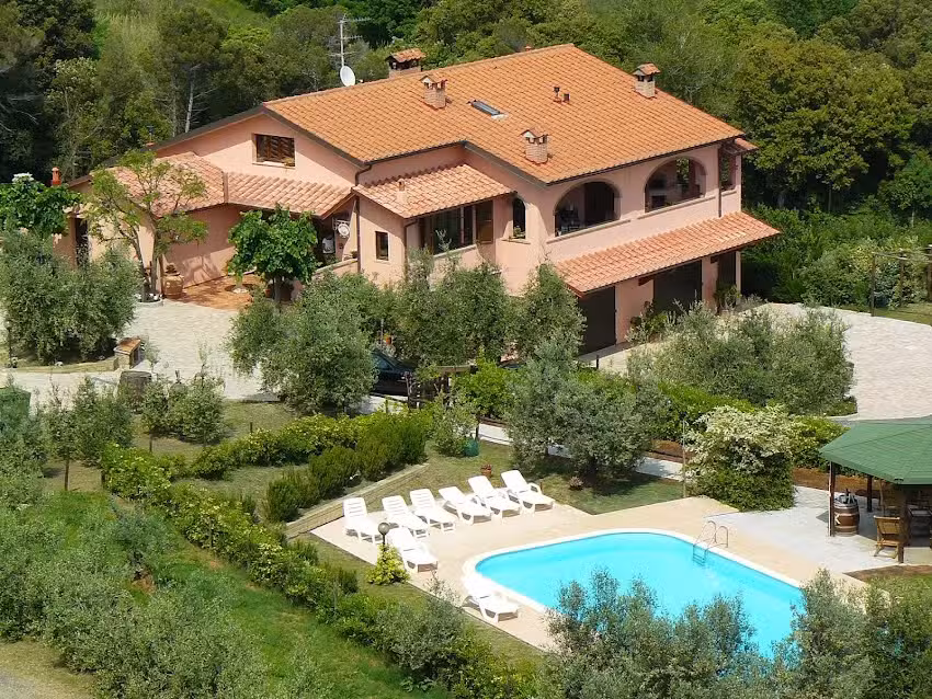 Agriturismo e Agricampeggio De Santis