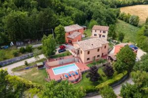 Agriturismo Il Borgo di Mattia – Case vacanze Agrifoglio