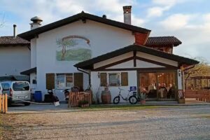 Agriturismo Il Melo Innamorato/Turistična kmetija Il Melo Innamorato