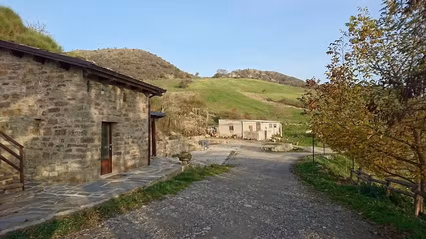 Agriturismo Il Repole Di Di Corleto Vincenzina