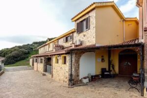 Agriturismo l’Aquila Arbus