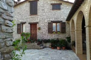 Agriturismo La Castagna