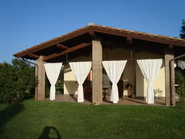 Agriturismo La Cornacchia Pescia Romana(VT), Agriturismo Capalbio, Agriturismo Pescia Fiorentina