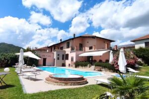 Agriturismo La Costa