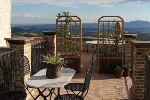 Agriturismo Montepiano – Vacanze in dimora storica nel borgo di Montasola – Residenza d’epoca vicino a Roma nella Sabina