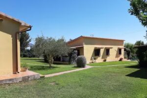 AGRITURISMO PODERE PERNICE