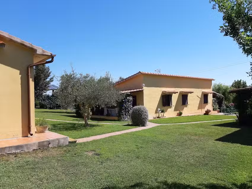 AGRITURISMO PODERE PERNICE