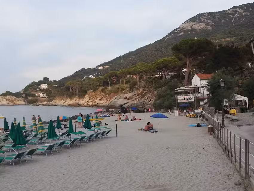 Agriturismo “Rara Avis” Societa’ Agricola Rara Avis Di Gabanella Roberta & C. Snc.