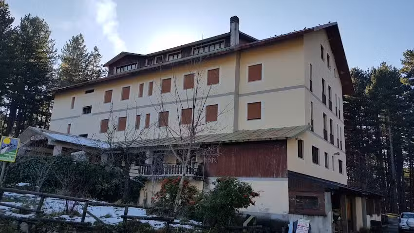 AGRO -TAVERNA ALBERGO CECITA SUL LAGO