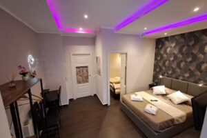 Aircraft services room