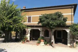 Al Casale Bed & Breakfast