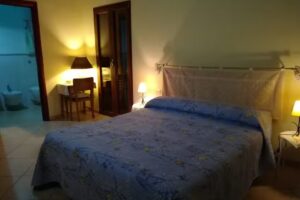 Al Ciclamino Bed & Breakfast (CIN: IT111041C1000E6598)