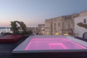 Al Console Luxury Suite