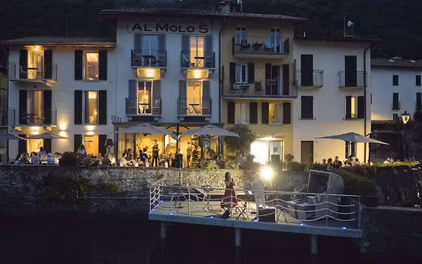 Al Molo 5 – Lake Front Suites and Apartments