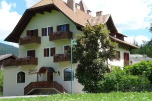 Albergo Alpenrose