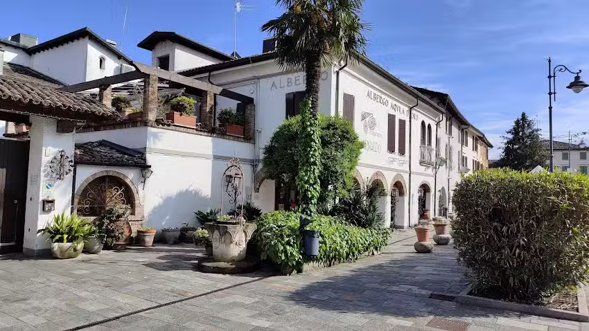 Albergo Aqvila D’Oro