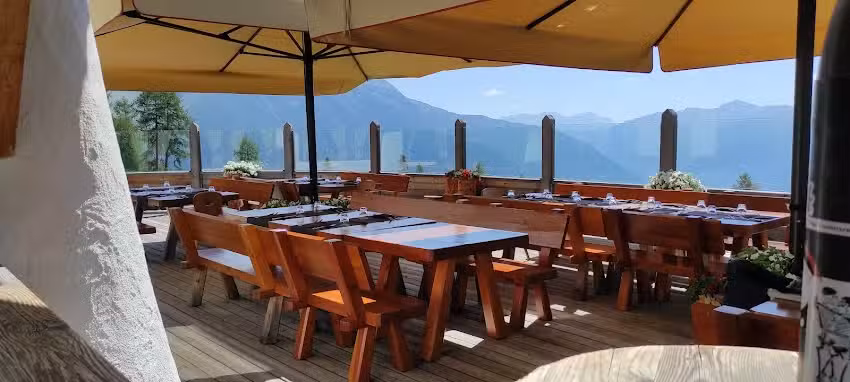 Albergo Bar Ristorante Lo Scoiattolo