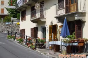 Albergo Bar Ristorante Rosa Bianca