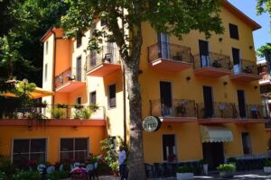 Albergo Di Piero Di Antonio Di Piero & C. Sas