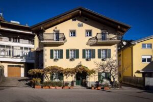 Albergo Diffuso La Marmote