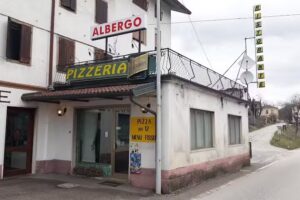 Albergo Dolomiti Sas di De Francesch Massimo & C.