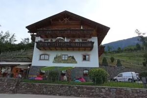 Albergo Garni’ Laura