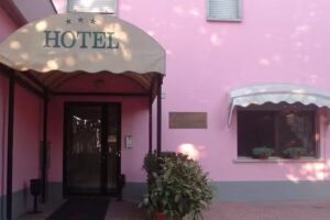 Albergo Hotel Rose e Crown