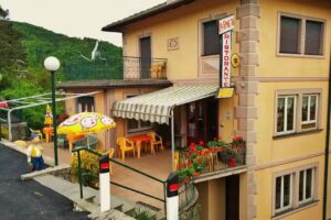 Albergo La Pineta Di Baracchi Maria E C F