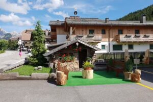 Albergo La Varella Di Canins Christian & C. Sas