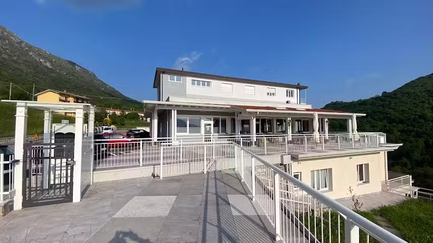 ALBERGO LODRINO – Zeta affittacamere