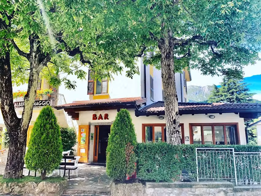 “Albergo Maggio”