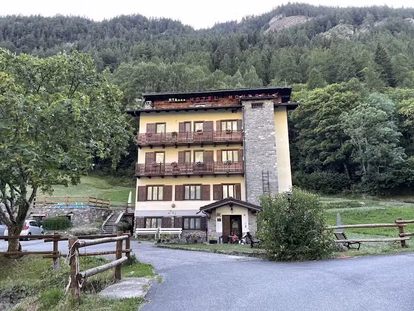 Albergo Residence Mont Gelè