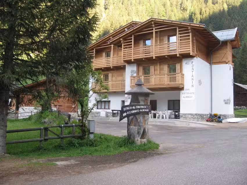 Albergo Ristorante Bar Al Fontanin